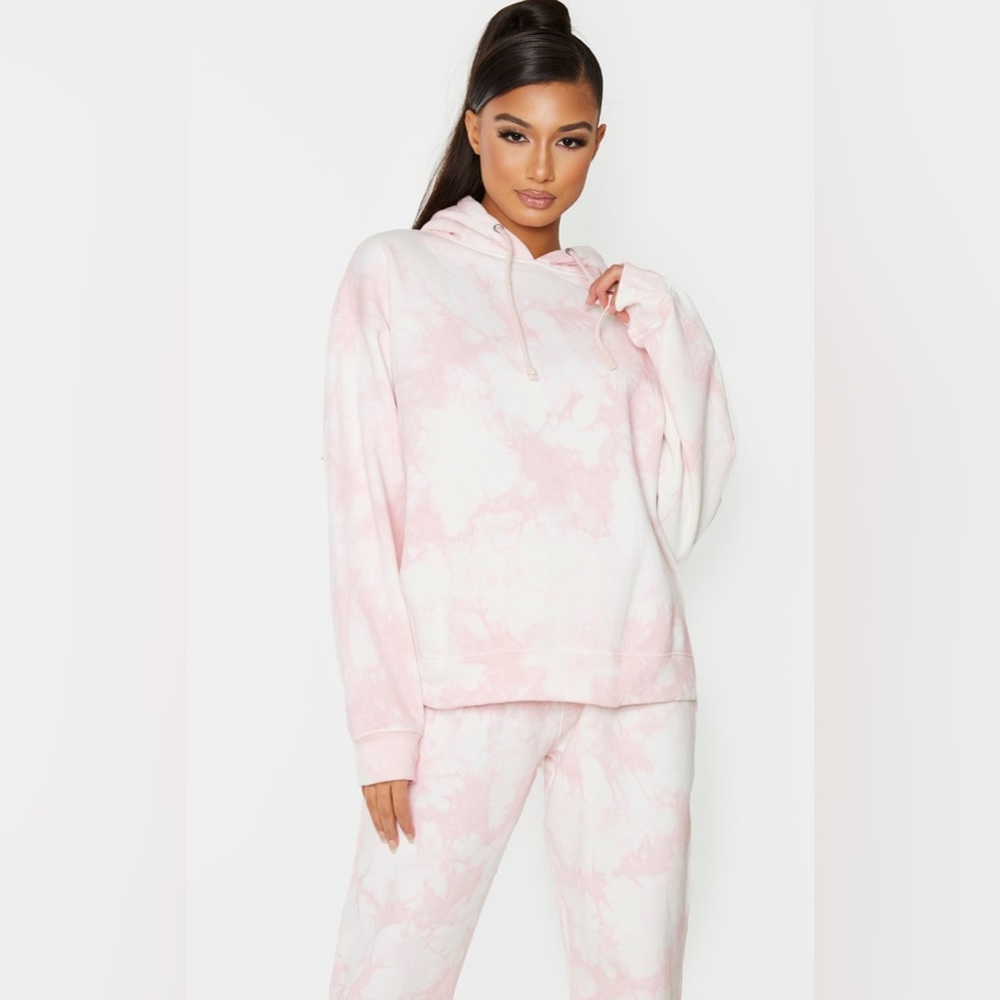 PRETTY LITTLE THING PINK TIE DYE HOODIE! B12